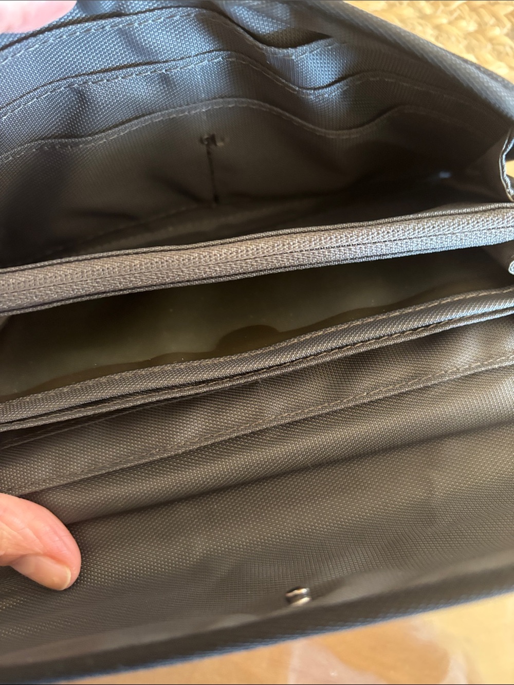 PACSAFE Wallet - Picture 6 of 8